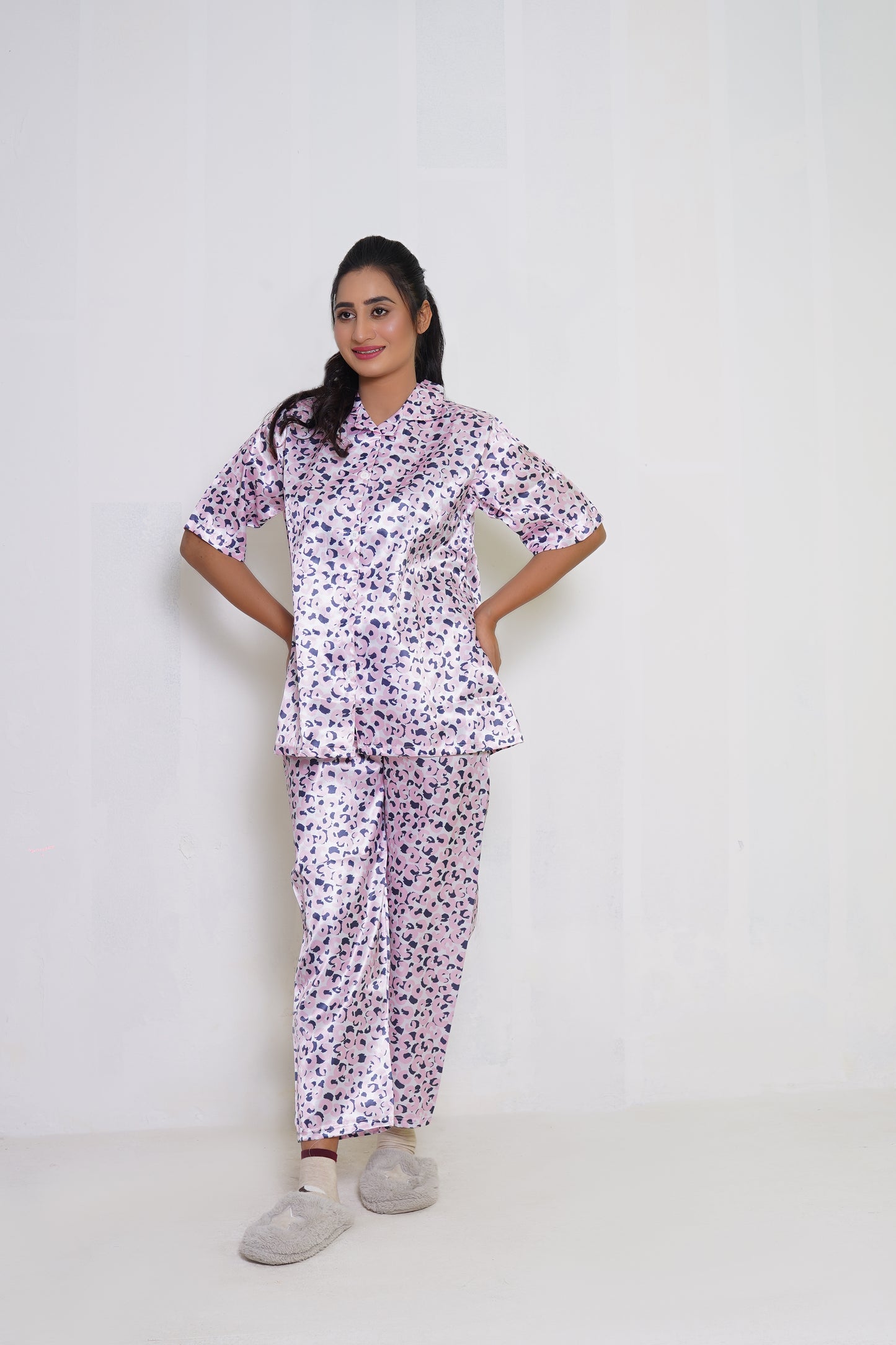 Body Girl Elegant 2-Piece Printed Pajama Shirt Set – Comfortable & Stylish Sleepwear